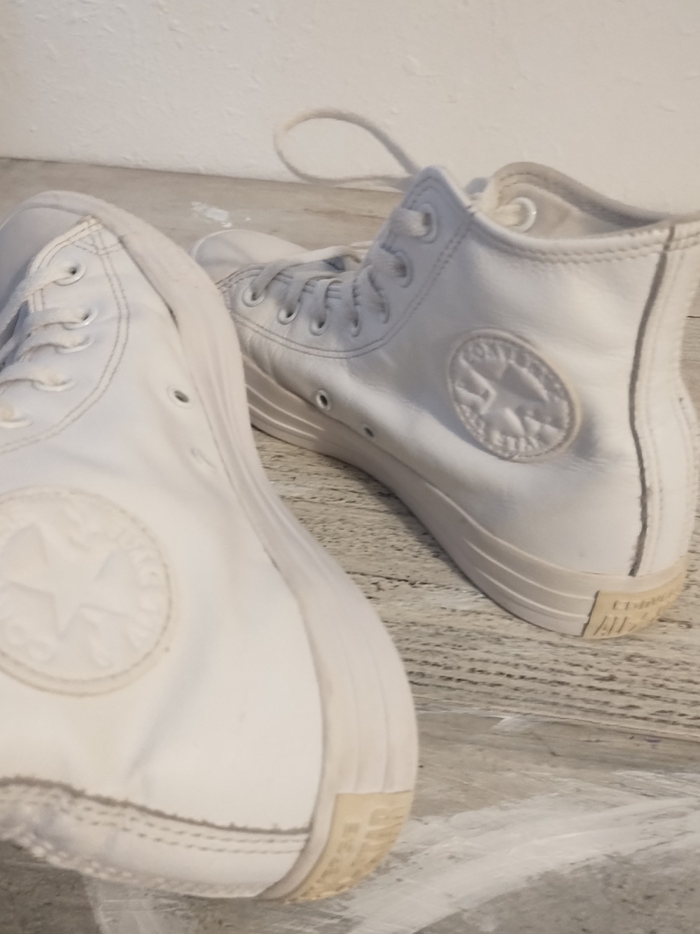 Converse unisex All-Star Chuck Taylor Trainers Hi Top Triple White Leather - Picture 12 of 16